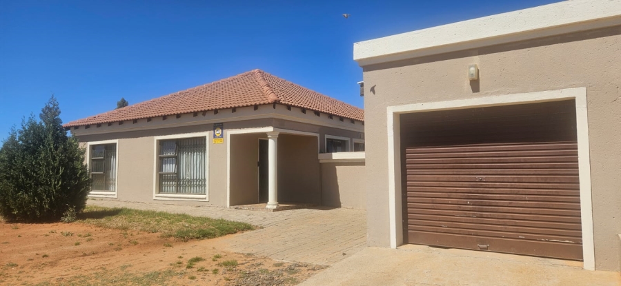3 Bedroom Property for Sale in Kimdustria Northern Cape